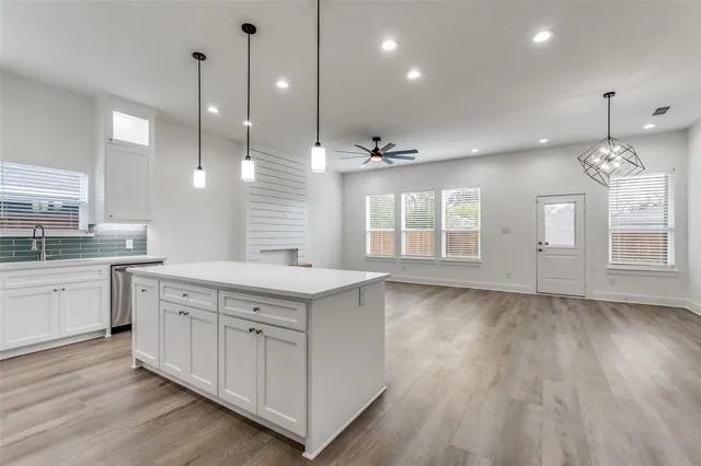 $2,900 | 2534 Southland Street, Dallas, TX 75215