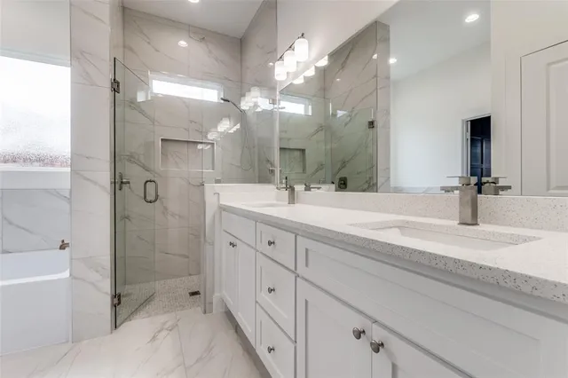 $2,900 | 2534 Southland Street, Dallas, TX 75215