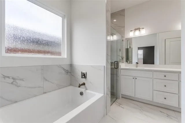 $2,900 | 2534 Southland Street, Dallas, TX 75215