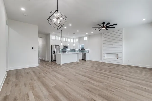 $2,900 | 2534 Southland Street, Dallas, TX 75215