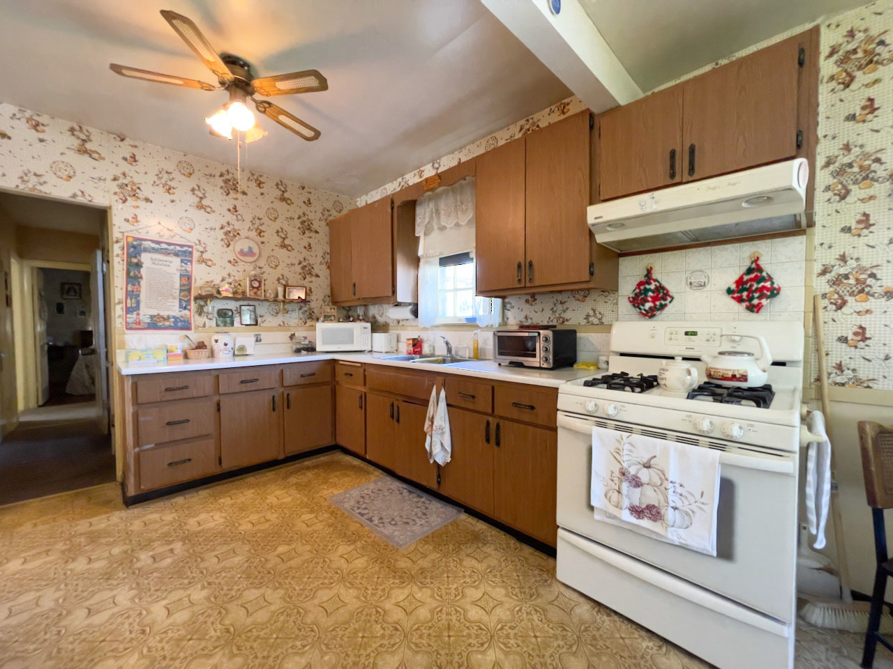 S634 Old York Road Elmhurst, IL 60126 - Photo 8 of 32