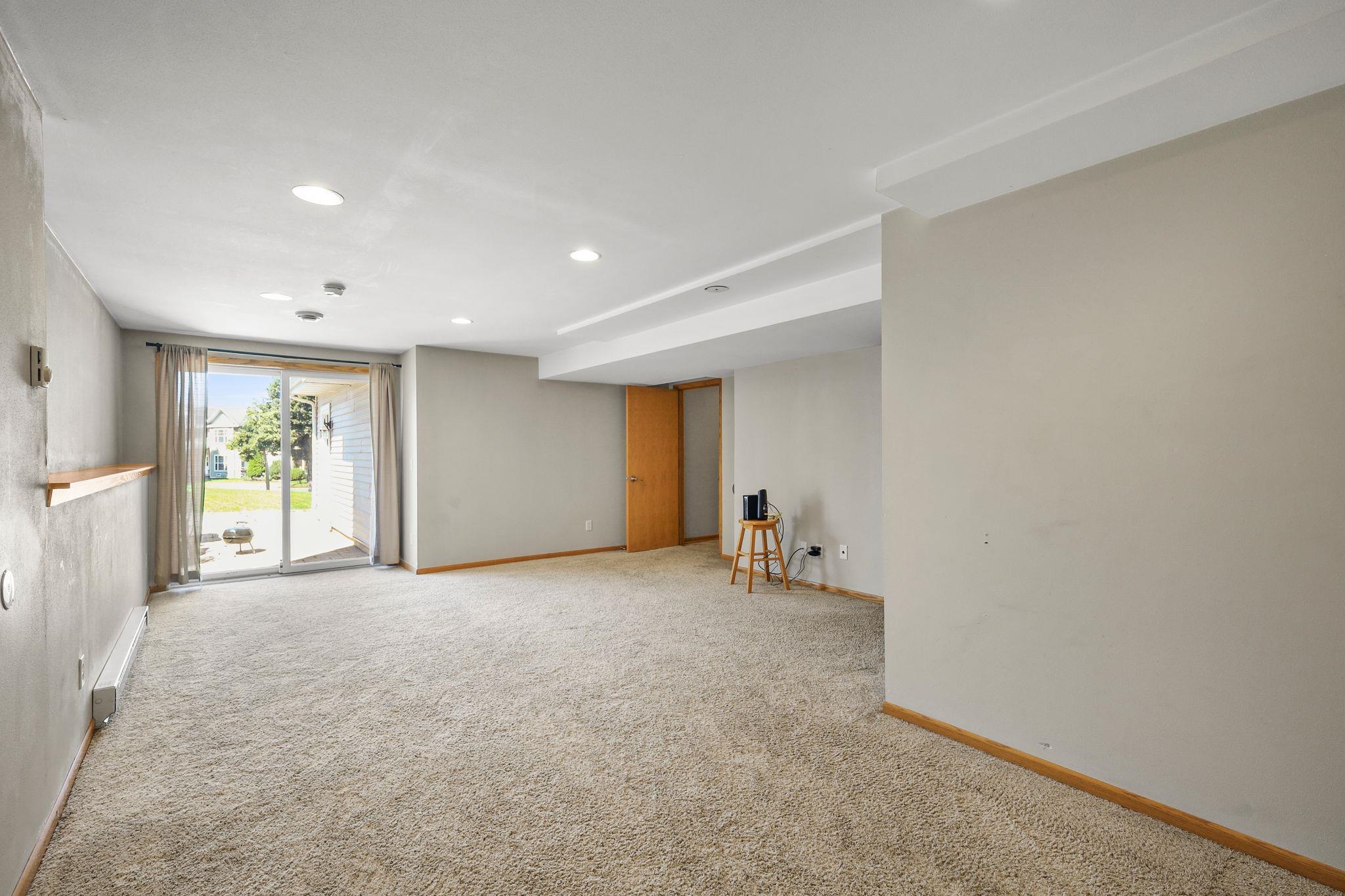 1502 Waldorf Boulevard Madison, WI 53719 - Photo 33 of 39 Gallery Image 33