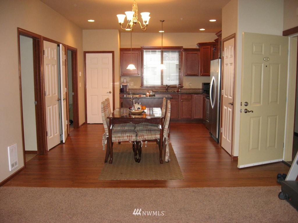 644 Telegraph Road, Unit 102 Bellingham, WA 98226 - Photo 8 of 11 Gallery Image 8