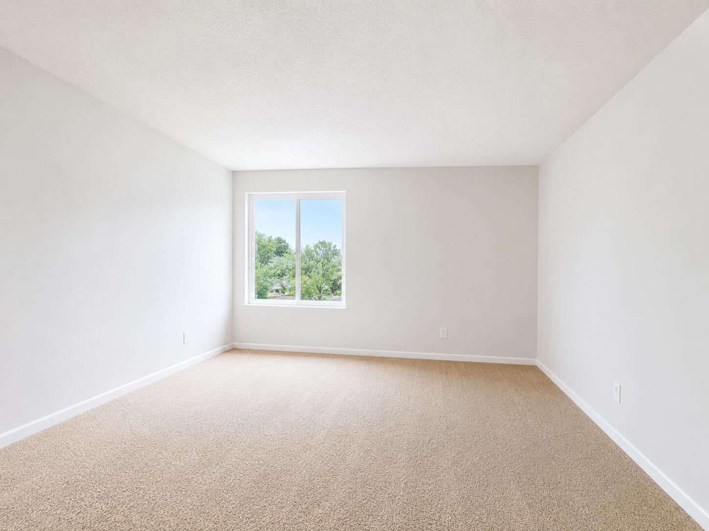 711 North Pine Island Road, Unit 204 Plantation, FL 33324 - Photo 11 of 14 D621E43F-A8A4-4AA4-BBAA-FA170DFB4A1D