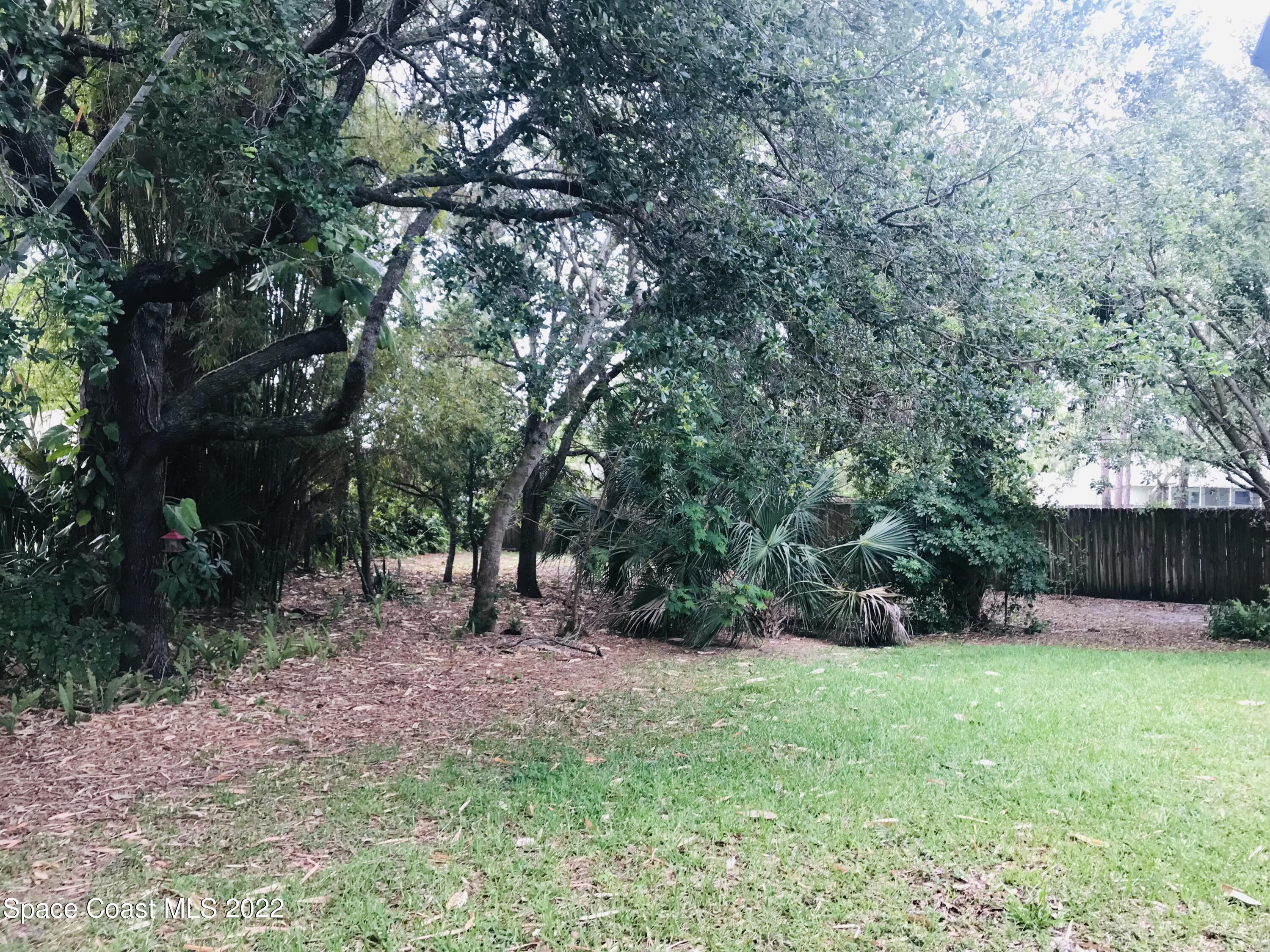 200 Rios Circle Southeast Palm Bay, FL 32909 - Photo 14 of 18 Yard/North