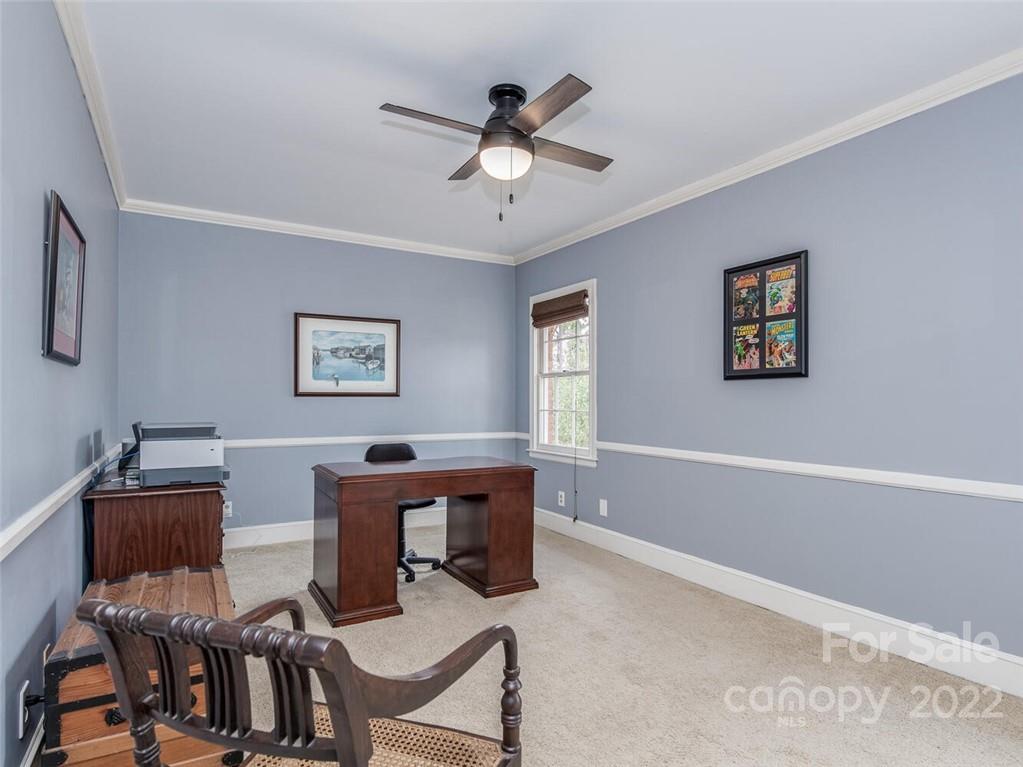 416 Whitestone Road Charlotte, NC 28270 - Photo 21 of 28 a workspace with a couch
