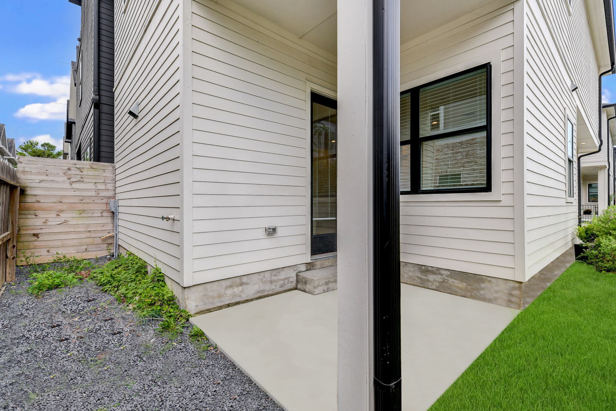 2575 Judiway Street Houston, TX 77018 - Photo 48 of 48 a view of a door of a house with a backyard