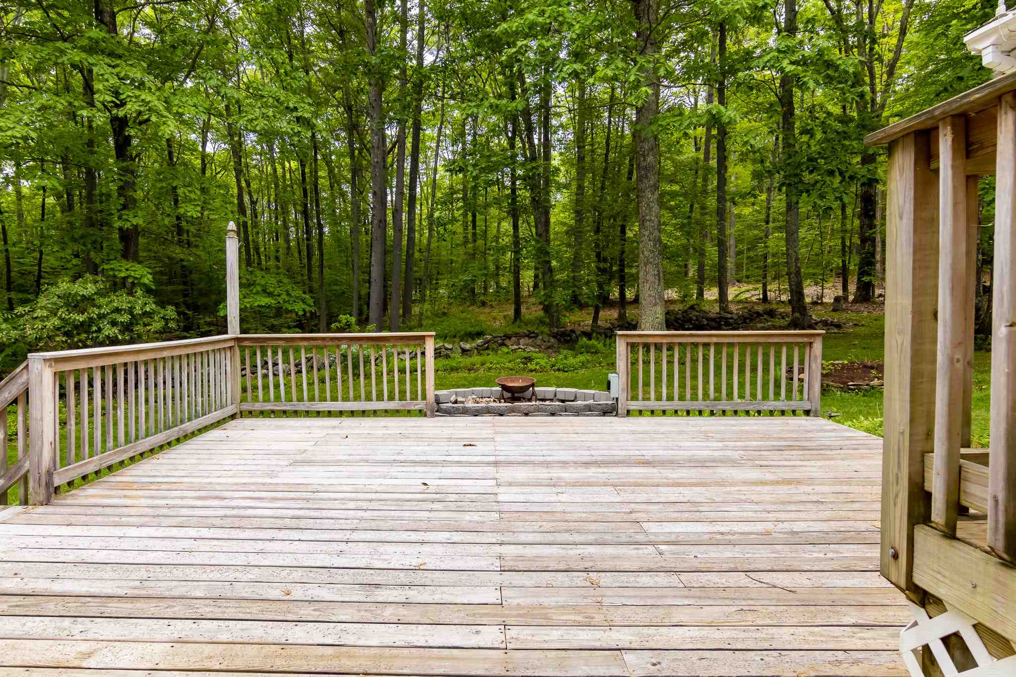 208 Snook Road Goffstown, NH 03045 - Photo 9 of 36