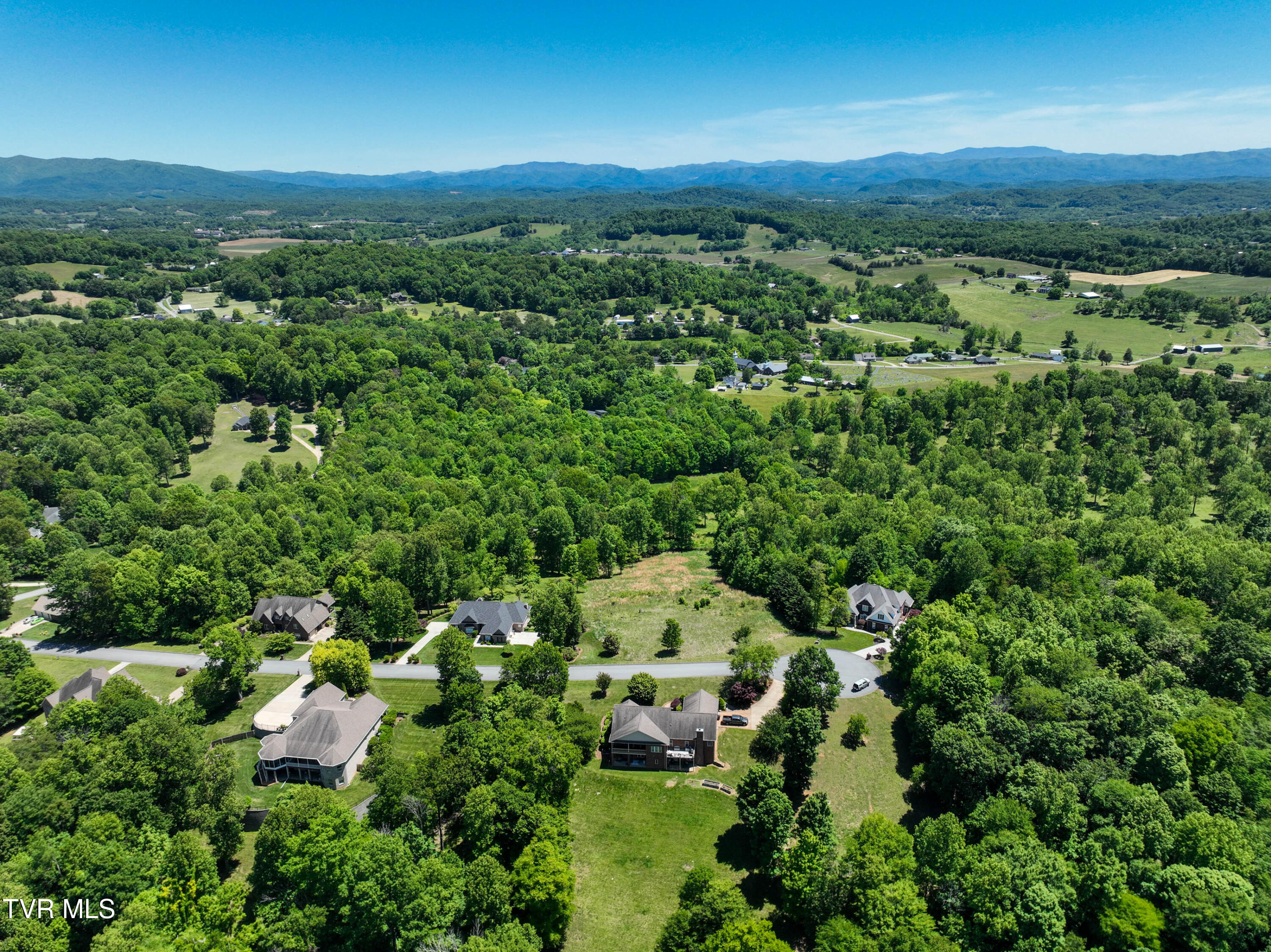 152 Allison Timbers Road, Unit 6 Piney Flats, TN 37686 - Photo 37 of 56 152 Alison Timbers Rd Drone AD-32