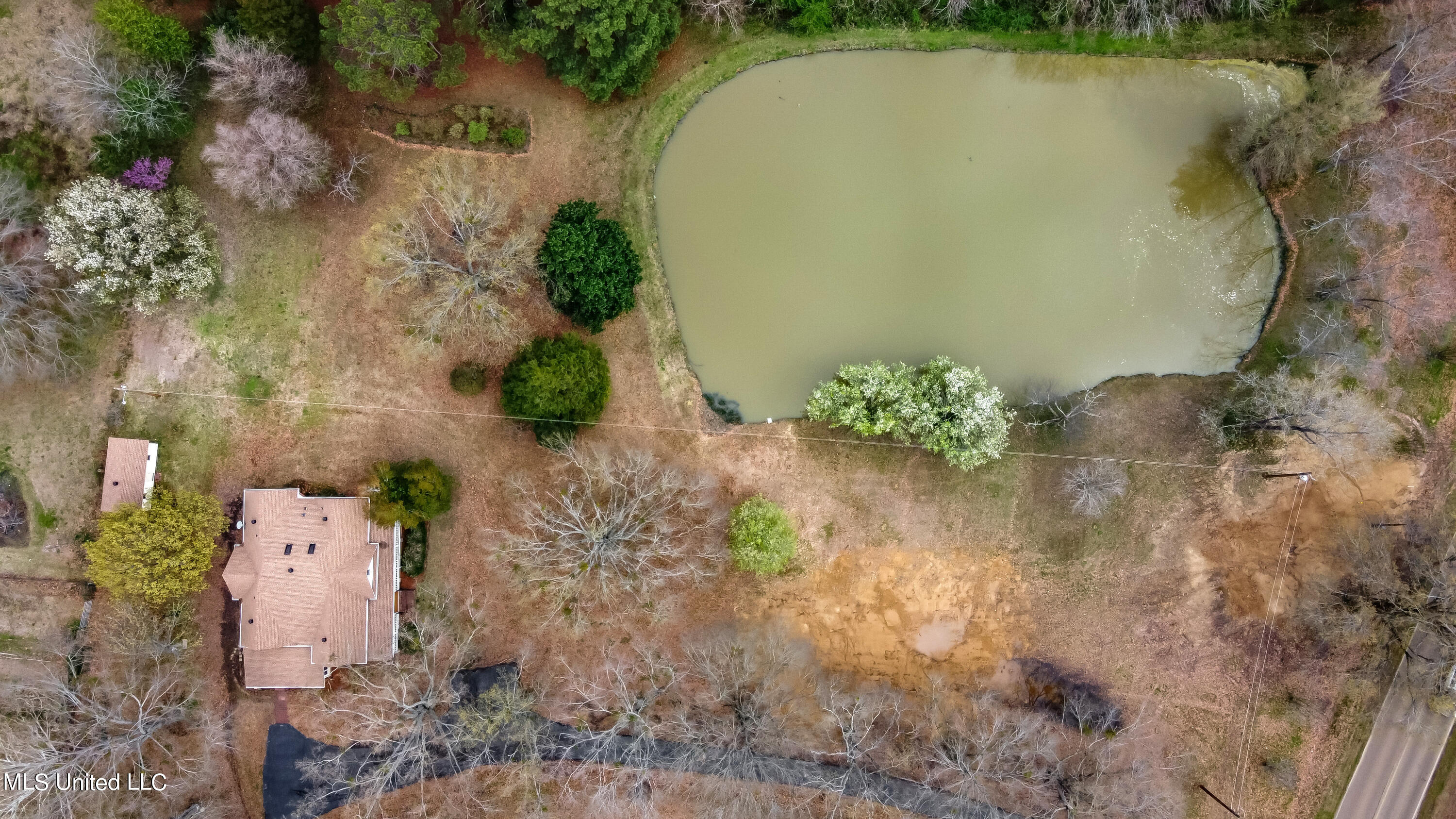 372 Gluckstadt Road Madison, MS 39110 - Photo 17 of 32 372 Gluckstadt Road drone-23
