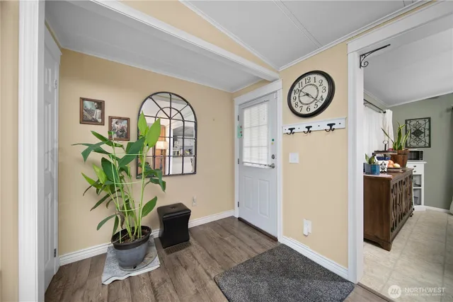 $137,000 | 2240 West Broadway Avenue, Unit 129, Moses Lake, WA 98837