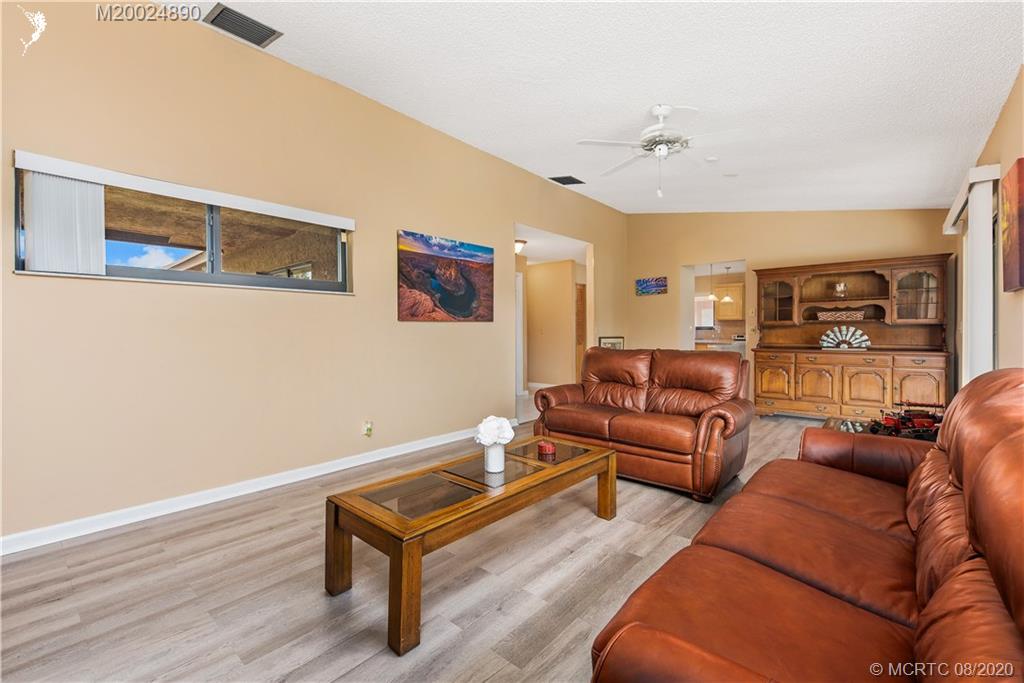 684 Connestee Road West Palm Beach, FL 33413 - Photo 5 of 19 Gallery Image 5