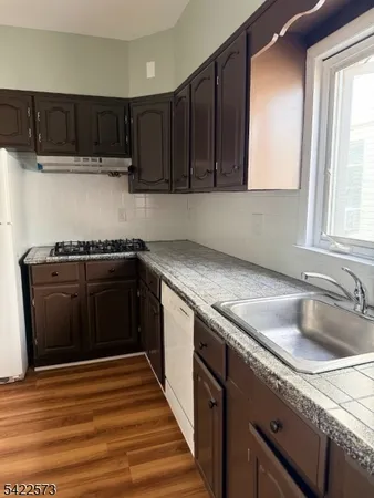 $2,500 | 736 Eaton Street, Elizabeth, NJ 07202