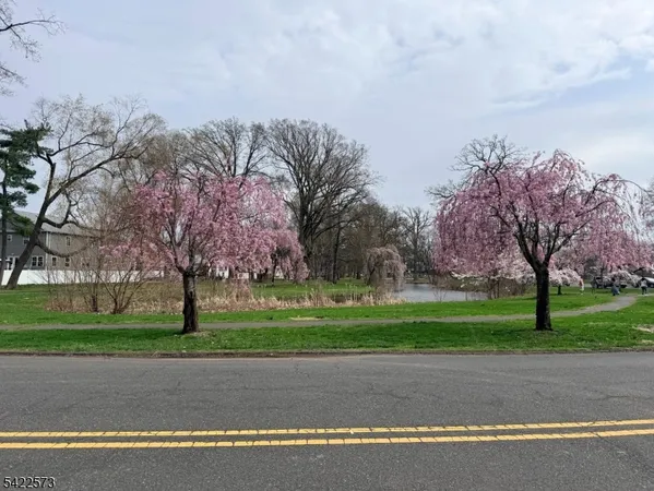 $2,500 | 736 Eaton Street, Elizabeth, NJ 07202