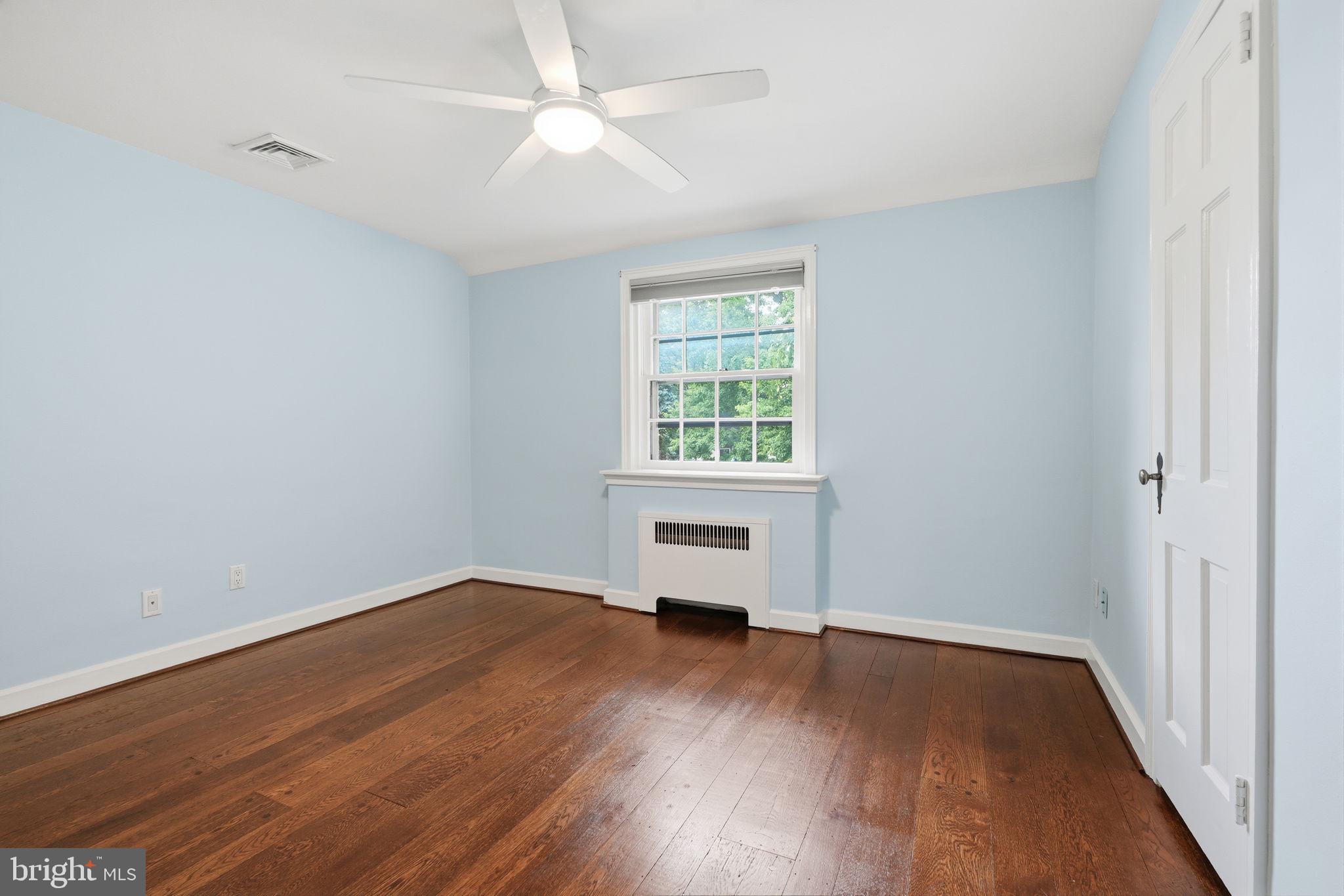 404 Old Farm Road Wyncote, PA 19095 - Photo 26 of 41 Bright and airy room with charm.