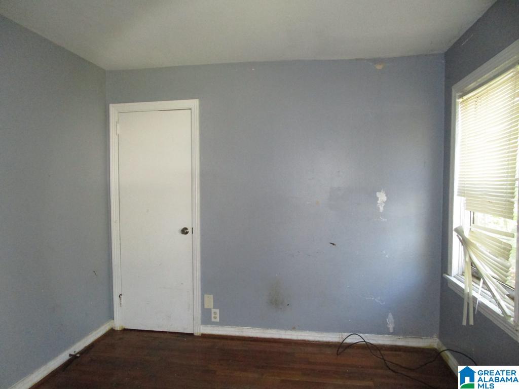 1240 18th Way Southwest Birmingham, AL 35211 - Photo 15 of 25