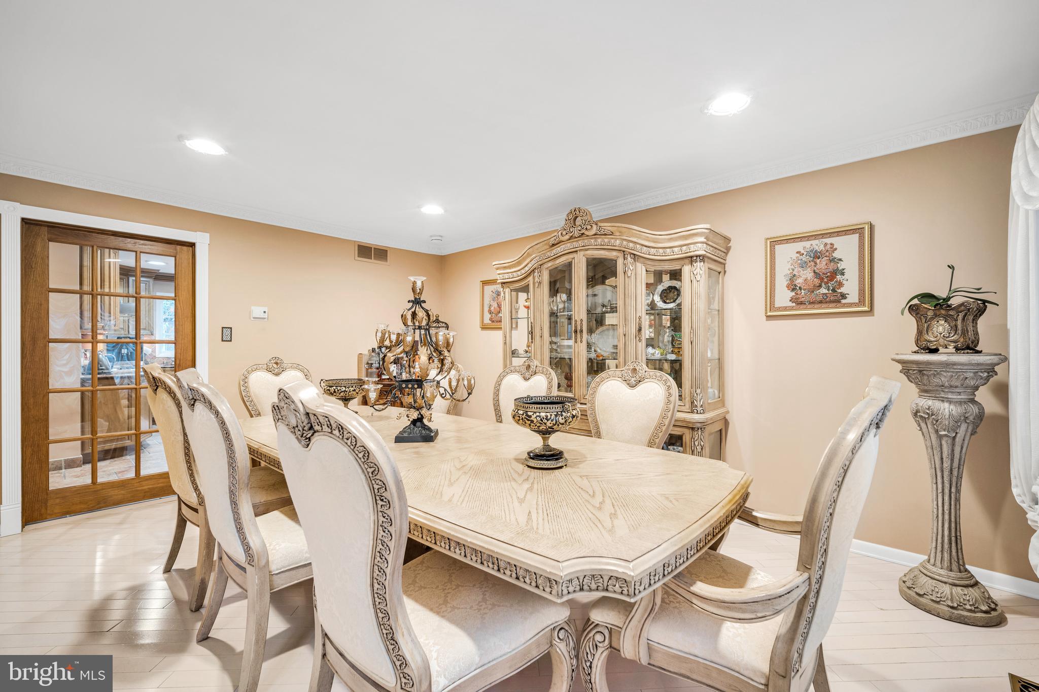 1018 Longfield Road Southampton, PA 18966 - Photo 14 of 54 Gallery Image 14