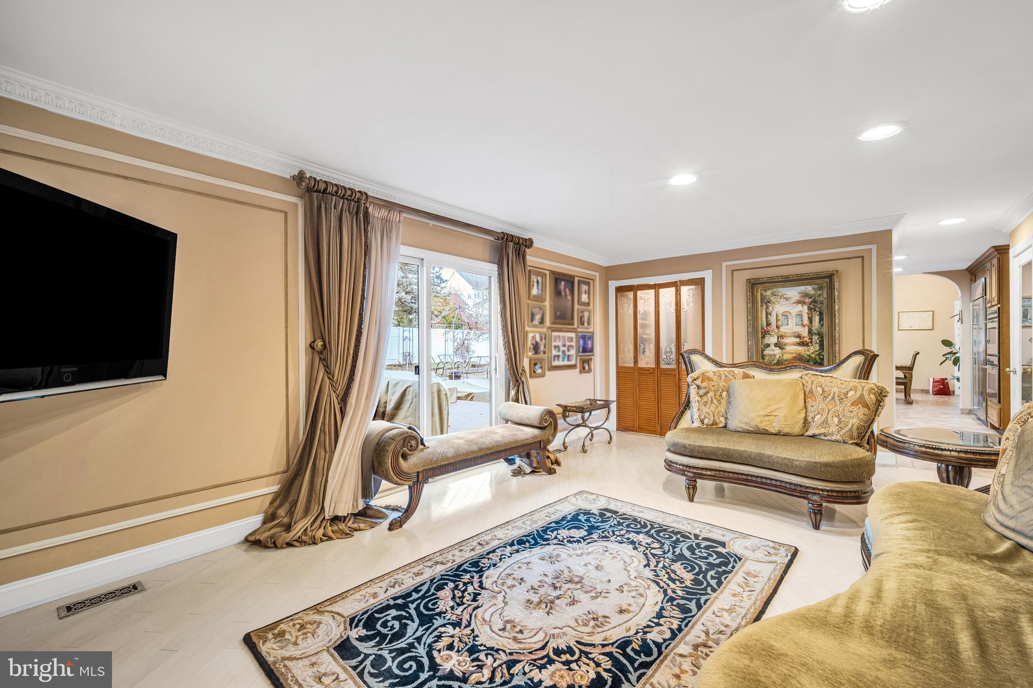 1018 Longfield Road Southampton, PA 18966 - Photo 17 of 54 Gallery Image 17