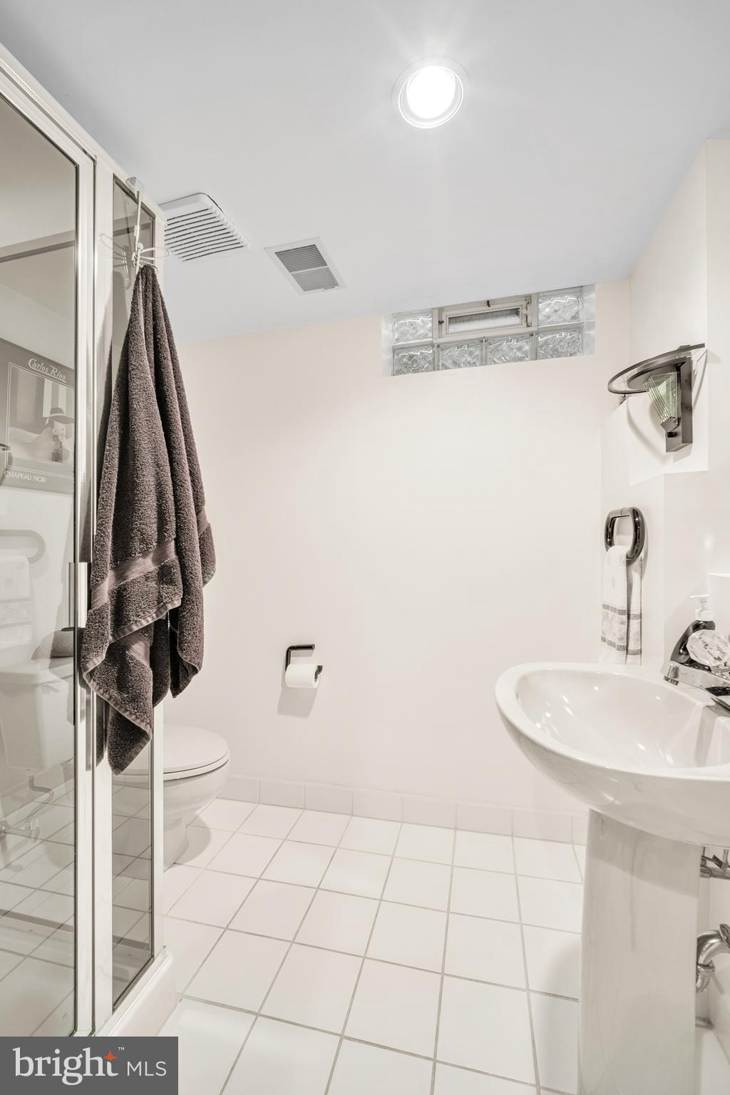1018 Longfield Road Southampton, PA 18966 - Photo 34 of 54 Gallery Image 34