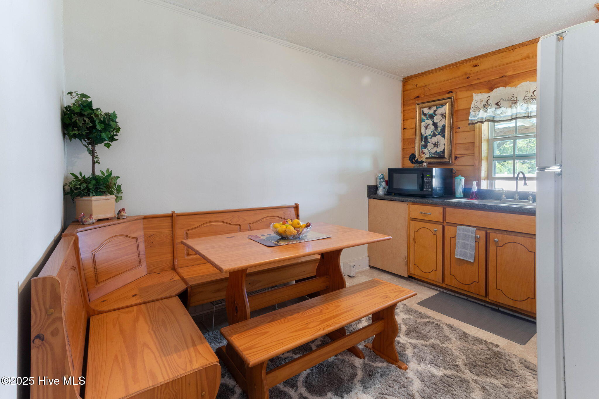 410 Elizabethtown Road Bladenboro, NC 28320 - Photo 12 of 44 18-web-or-mls-IMG_2229RE