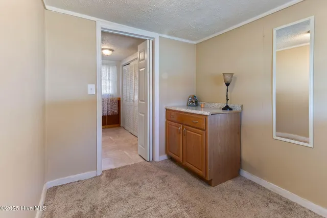 $189,000 | 410 Elizabethtown Road, Bladenboro, NC 28320