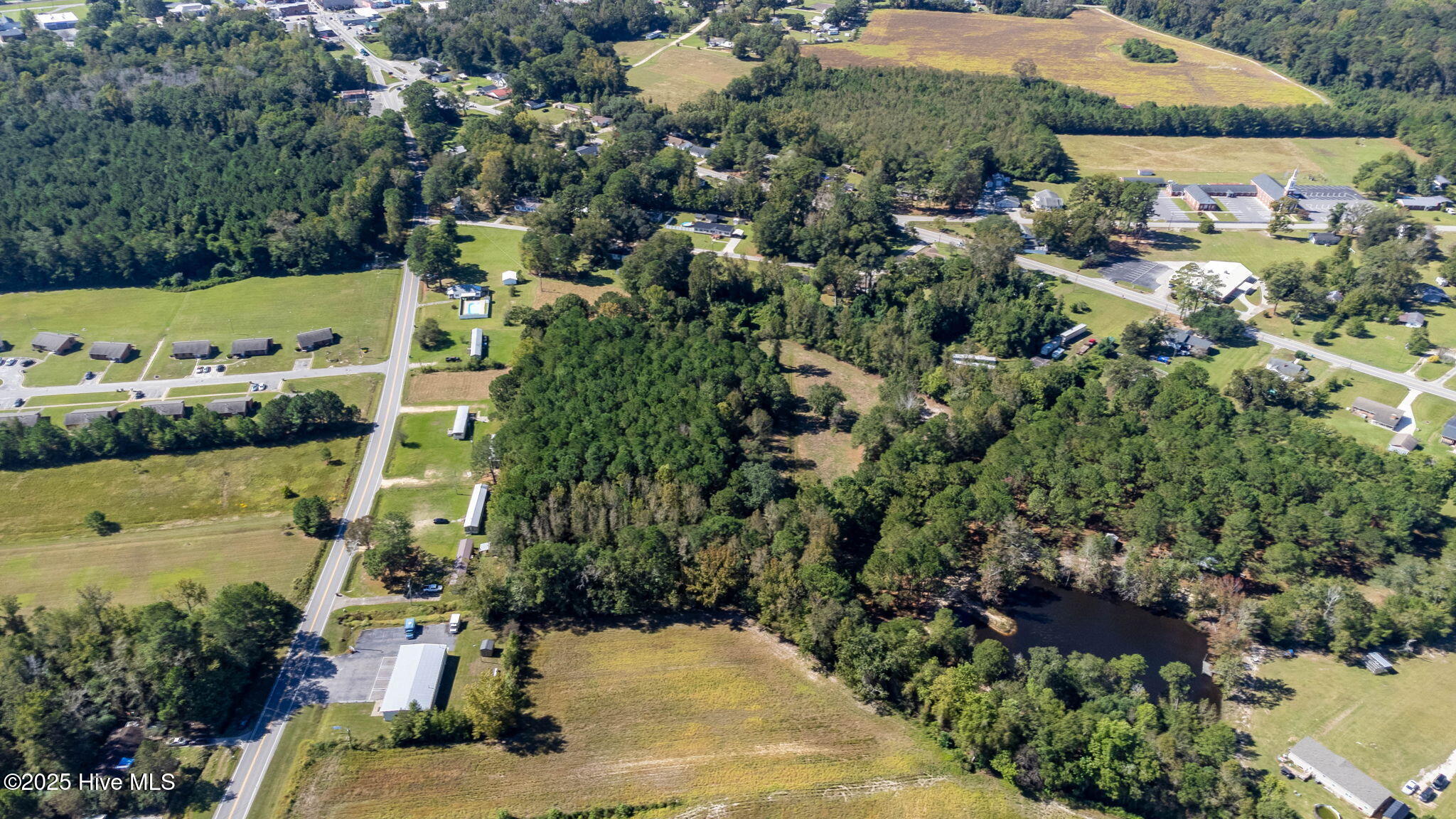410 Elizabethtown Road Bladenboro, NC 28320 - Photo 29 of 44 38-web-or-mls-DJI_0068-HDR