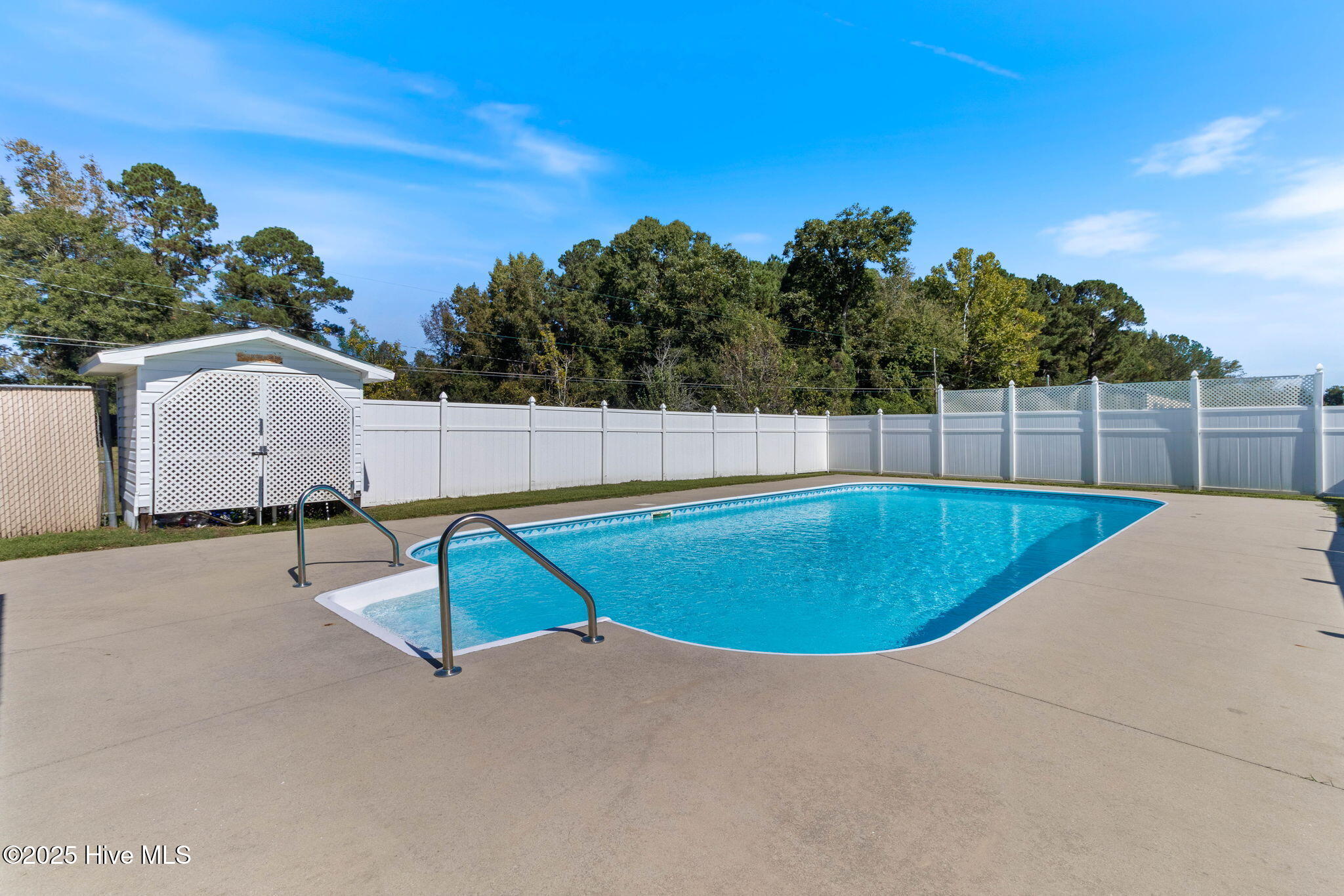 410 Elizabethtown Road Bladenboro, NC 28320 - Photo 36 of 44 31-web-or-mls-IMG_2271