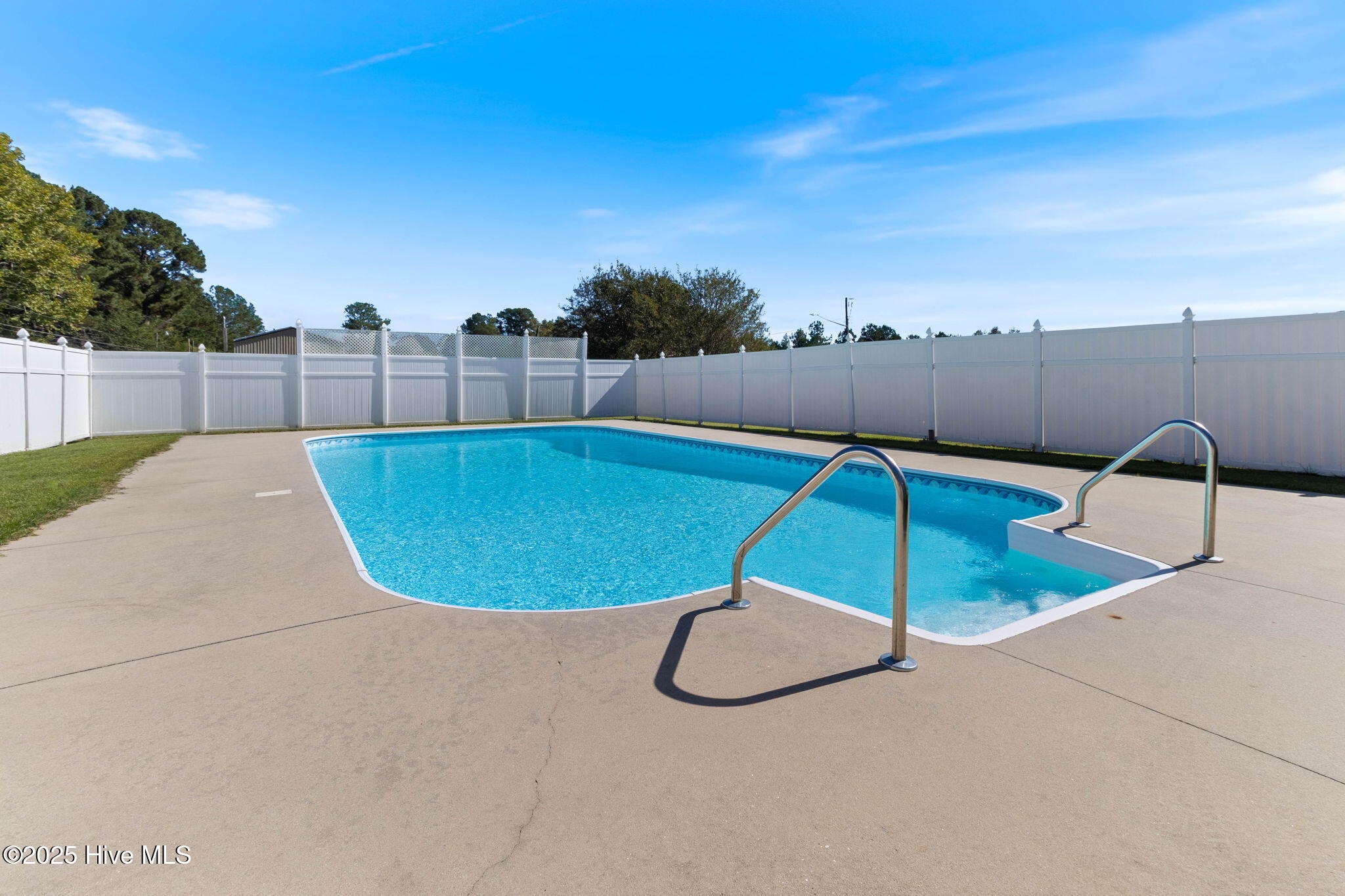 410 Elizabethtown Road Bladenboro, NC 28320 - Photo 39 of 44 28-web-or-mls-IMG_2262