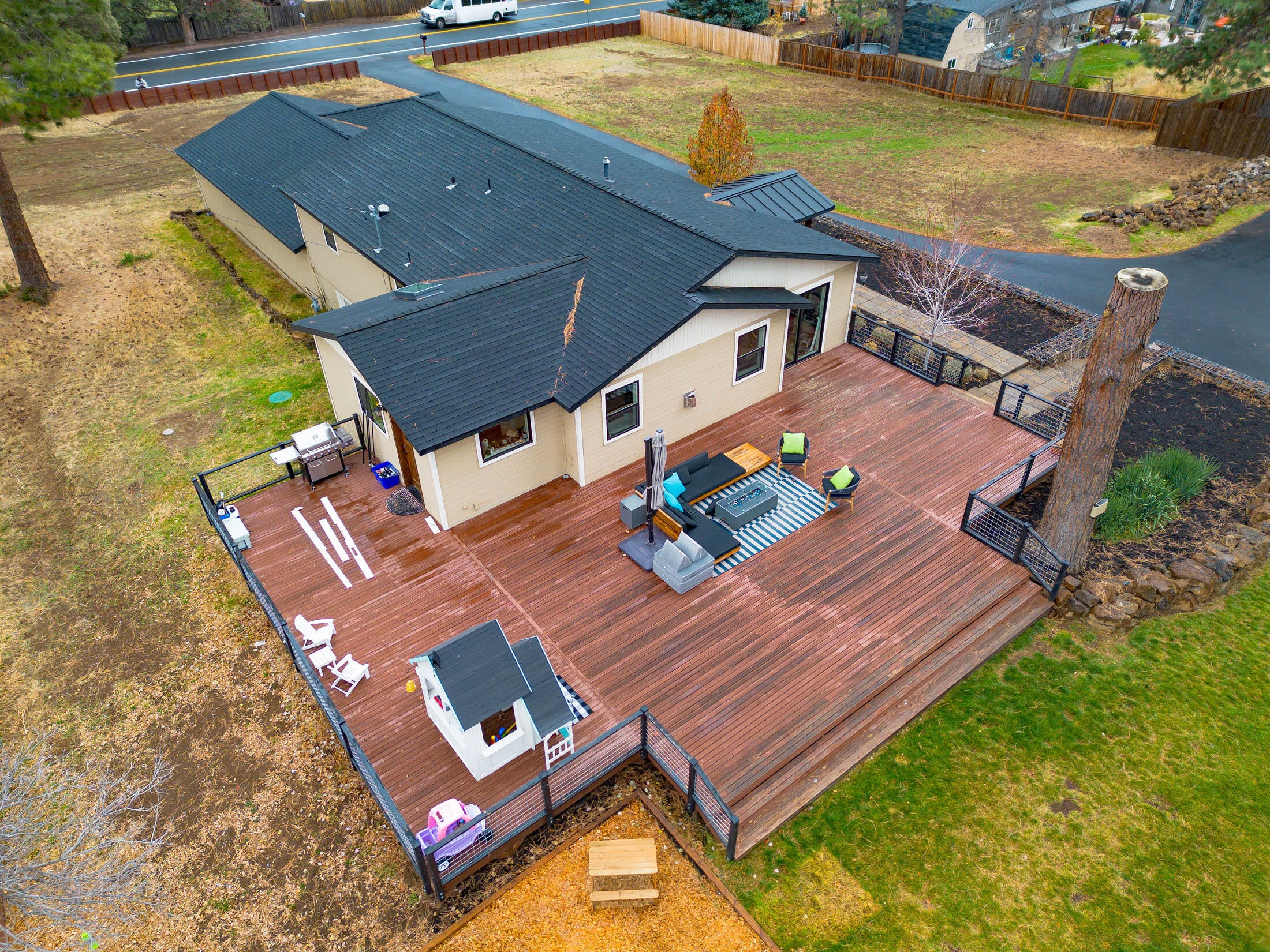 61151 Parrell Road Bend, OR 97702 - Photo 28 of 47 Deck Aerial 3