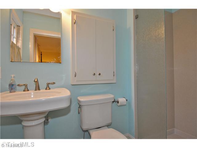 712 Chester Road Winston-Salem, NC 27104 - Photo 13 of 16 Other. Bath