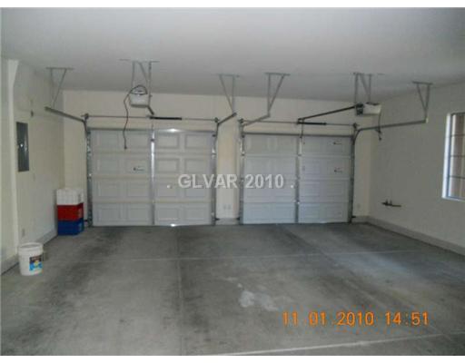 11 Chatmoss Road Henderson, NV 89052 - Photo 18 of 25 Parking Lot.