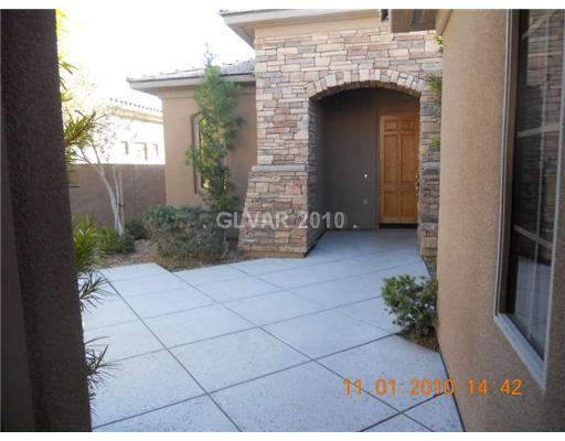 11 Chatmoss Road Henderson, NV 89052 - Photo 2 of 25 Property Photo.