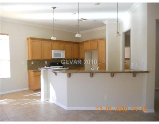 11 Chatmoss Road Henderson, NV 89052 - Photo 9 of 25 Kitchen.