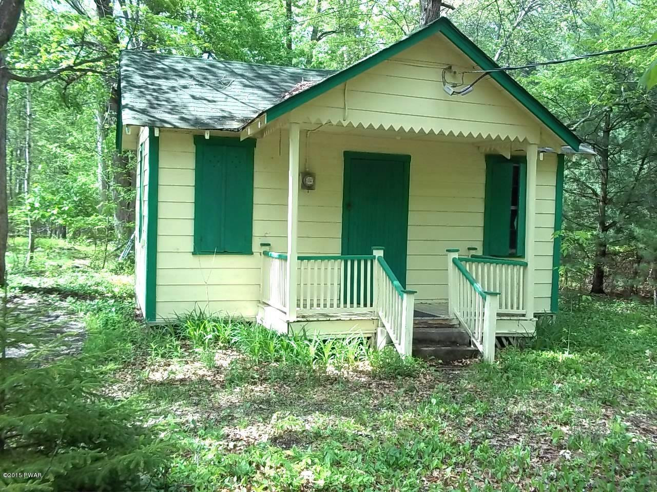 121 Frenchtown Road Shohola, PA 18458 - Photo 3 of 29