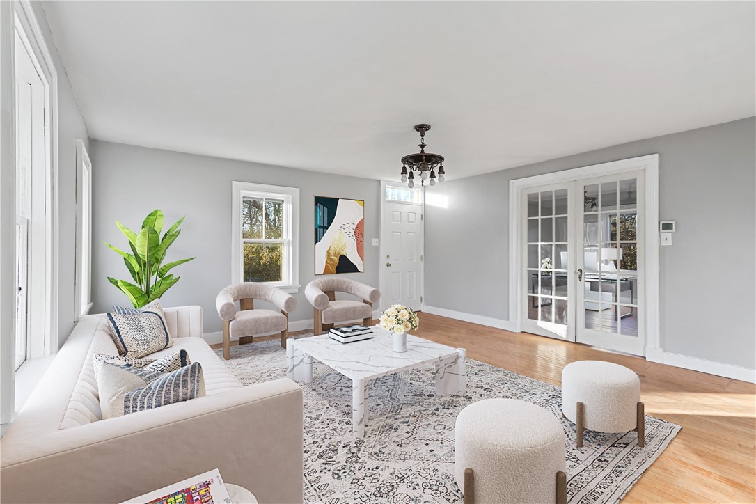 4502 Main Road Tiverton, RI 02878 - Photo 16 of 43 family room