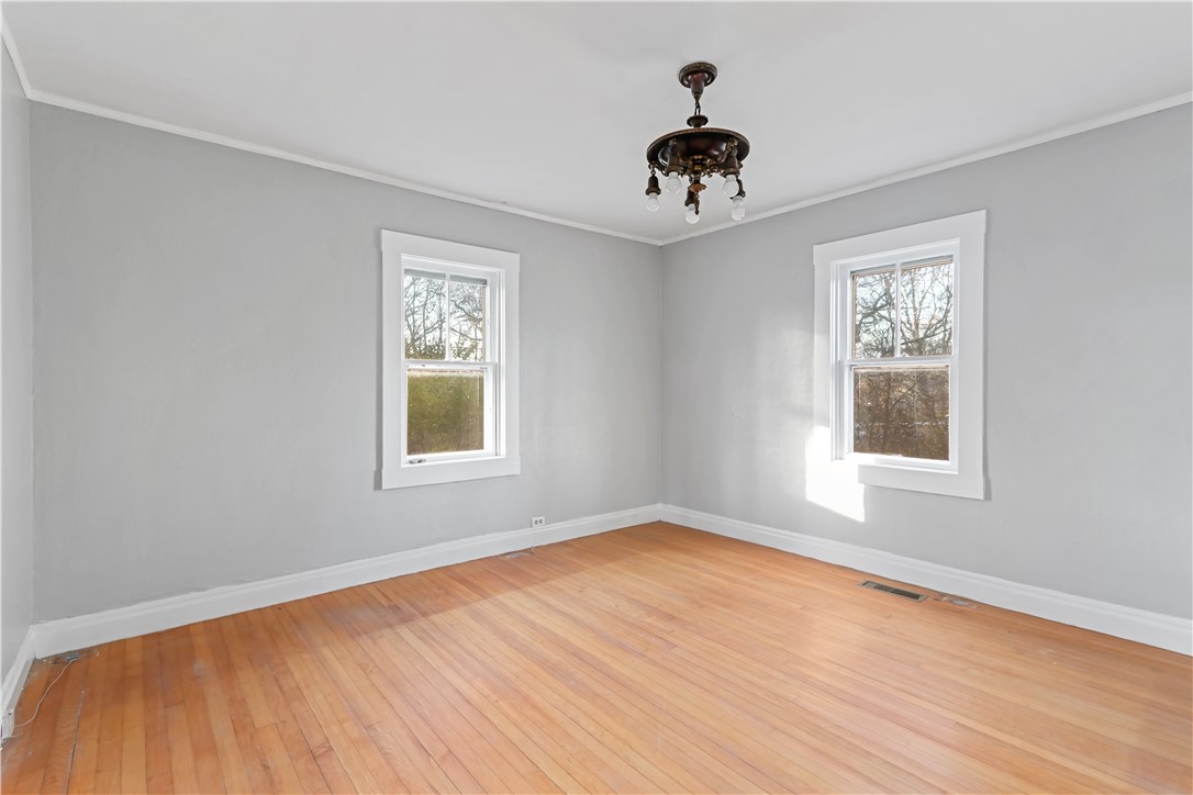 4502 Main Road Tiverton, RI 02878 - Photo 19 of 43