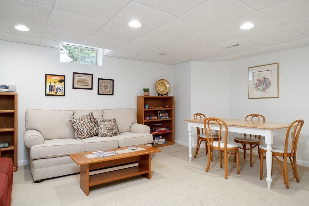 64 Notre Dame Road Bedford, MA 01730 - Photo 29 of 41 Gallery Image 29