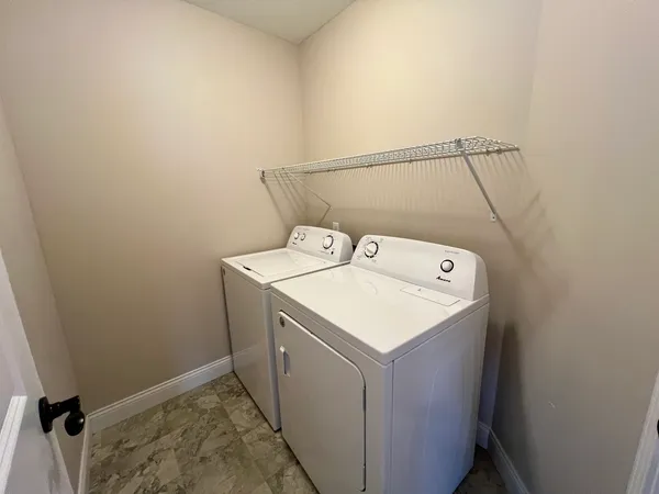 $2,300 | 1320 Myrtle Beach Avenue, Champaign, IL 61822