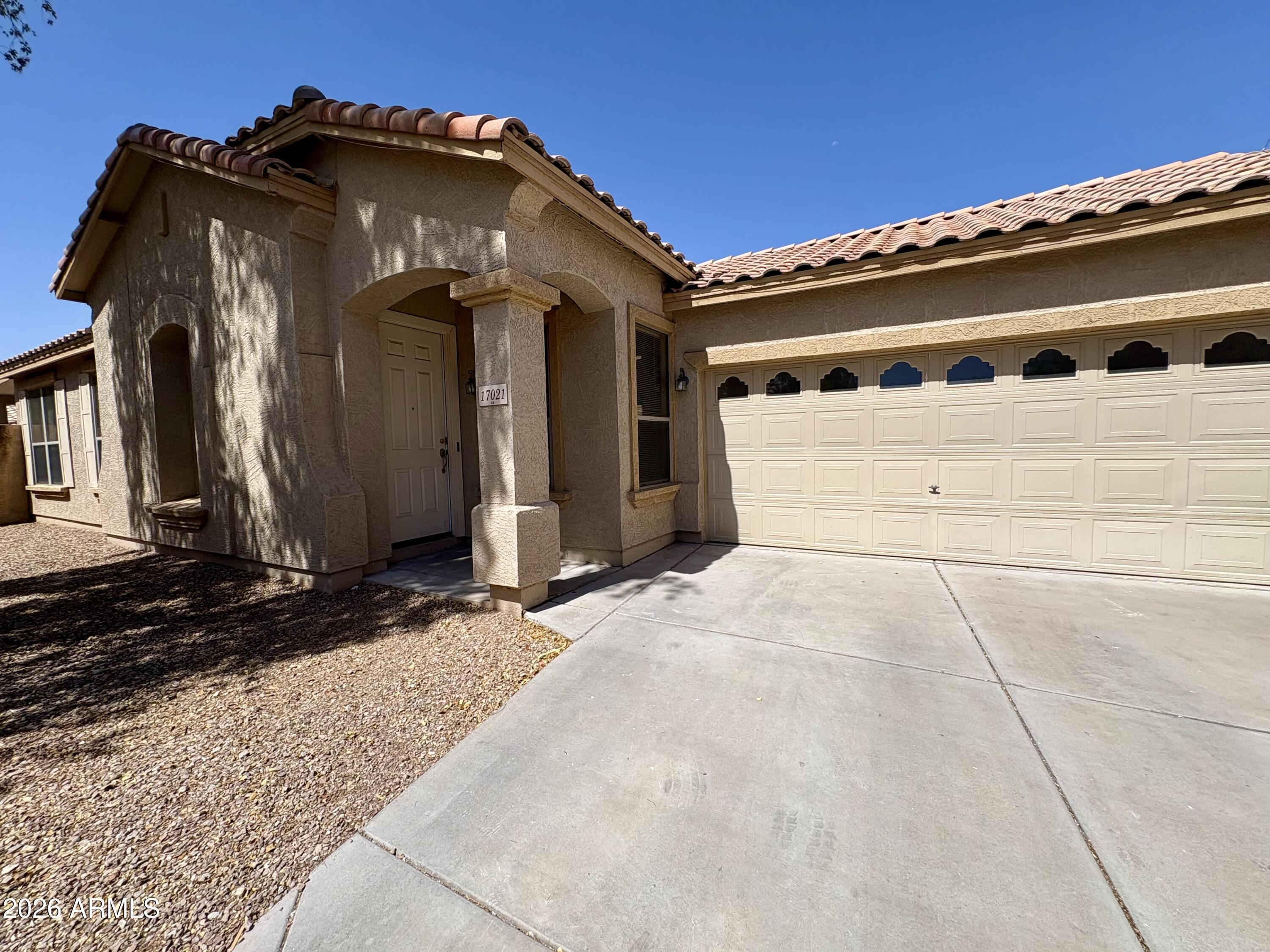 17021 West Rimrock Street Surprise, AZ 85388 - Photo 2 of 32 IMG_6084