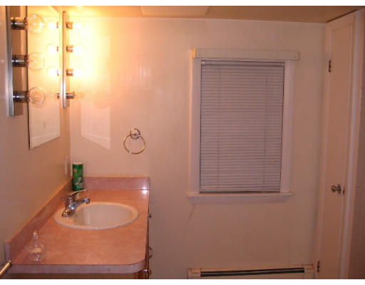 13 Emerson Road North Reading, MA 01864 - Photo 7 of 8 Gallery Image 7