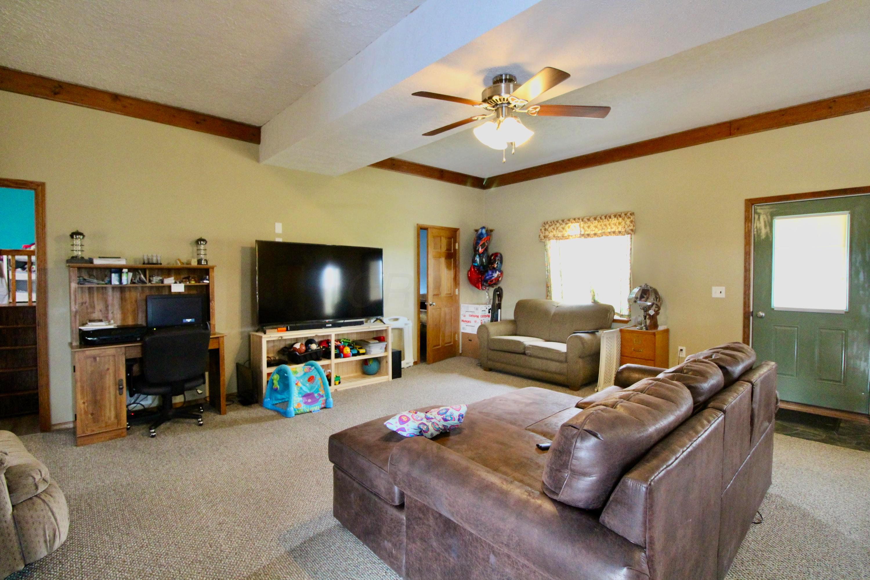 4671 Mainesville Road East Junction City, OH 43748 - Photo 5 of 15