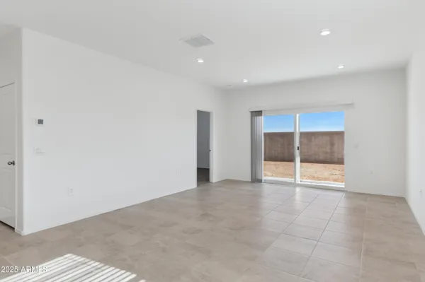 $294,990 | 1345 Shannon Way, Coolidge, AZ 85128