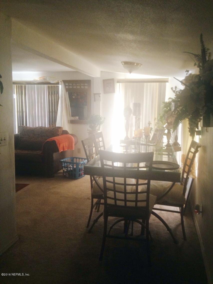 3734 Firestone Road Jacksonville, FL 32210 - Photo 8 of 29 Photo Oct 17, 9 18 09 AM