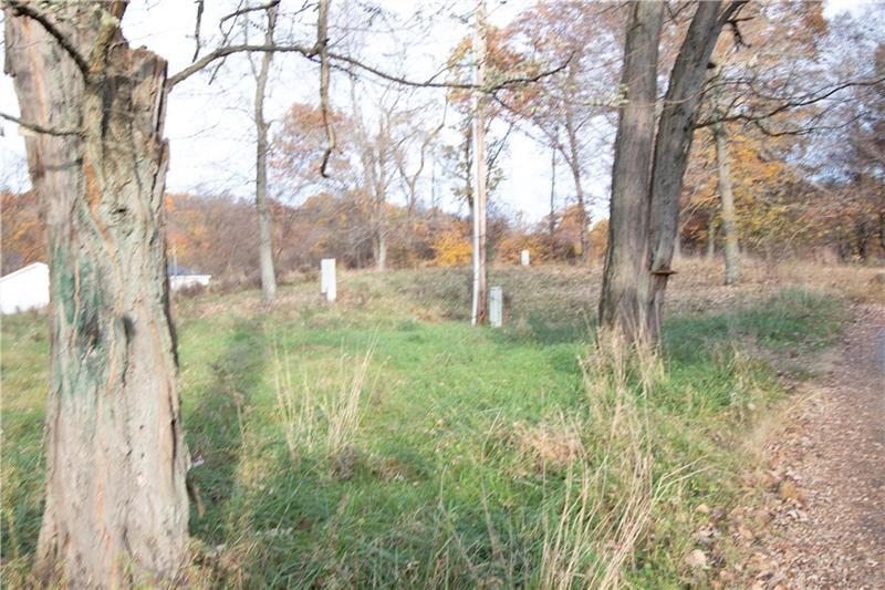 695 Shaffer Road Hookstown, PA 15050 - Photo 16 of 26 a view of yard with green space