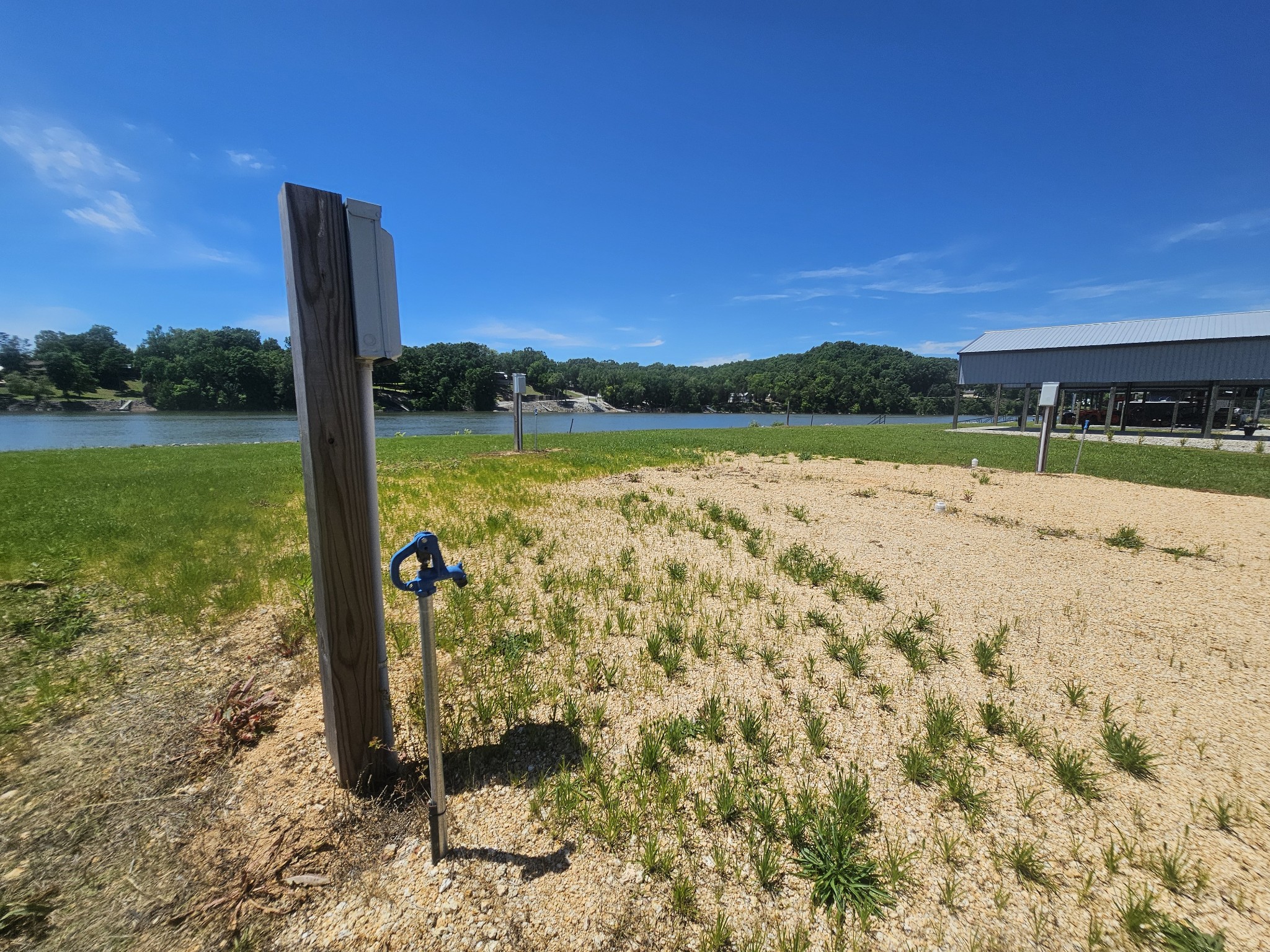 1685 Hardin Bottom River Road Clifton, TN 38425 - Photo 12 of 28