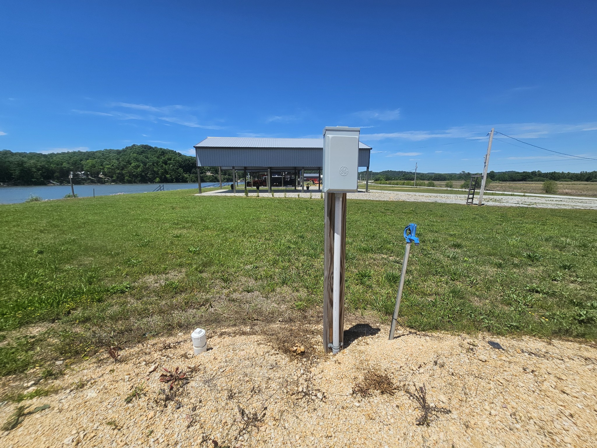 1685 Hardin Bottom River Road Clifton, TN 38425 - Photo 16 of 28
