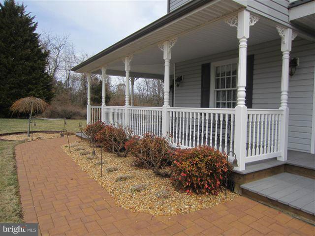 503 Old Kitchen Road White Post, VA 22663 - Photo 2 of 30 Front porch