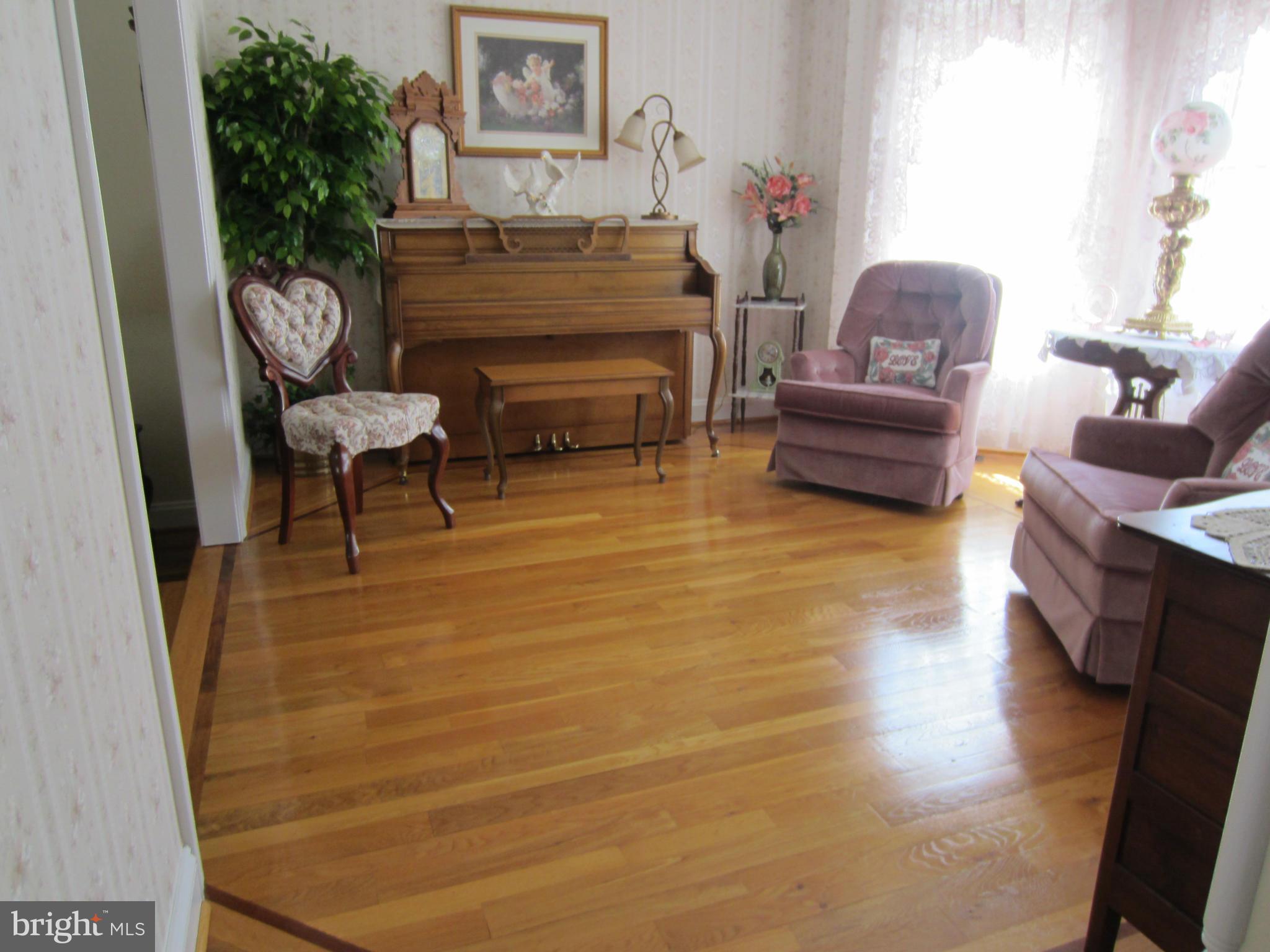 503 Old Kitchen Road White Post, VA 22663 - Photo 11 of 30 Sitting Room