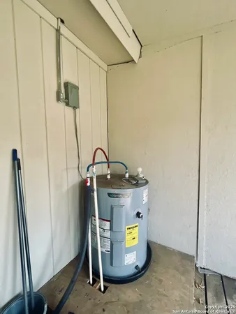 a view of a storage & utility room