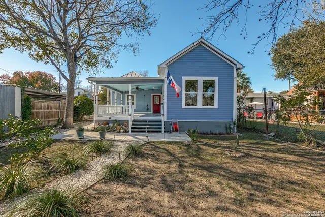 $439,000 | 922 North Pine Street, San Antonio, TX 78202
